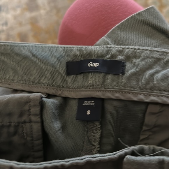 GAP gently used shorts sorta gray/green color. - Picture 6 of 6